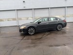 2018 Altima Thumbnail 18