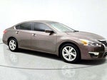 2014 Altima Thumbnail 3