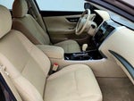 2014 Altima Thumbnail 22