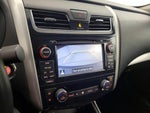 2015 Altima Thumbnail 15