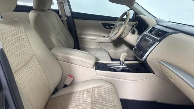 2016 Nissan Altima 2.5 SV