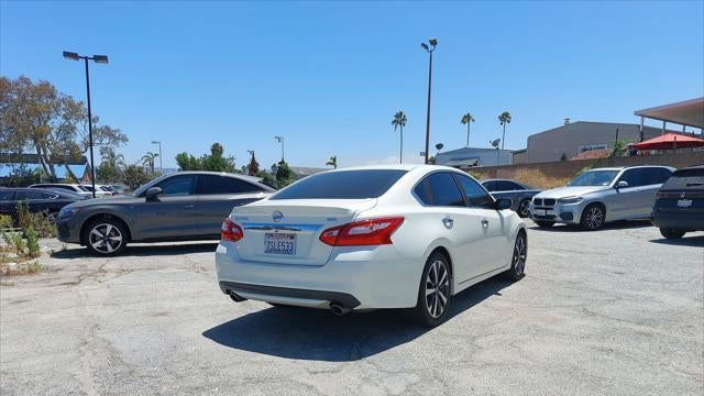2016 Nissan Altima 2.5 SR