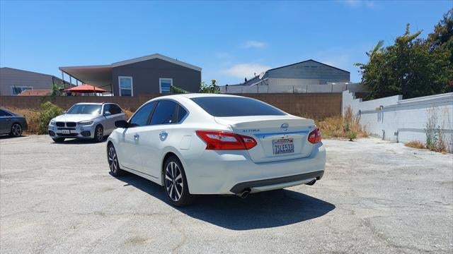 2016 Nissan Altima 2.5 SR