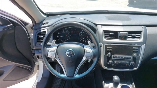 2016 Nissan Altima 2.5 SR