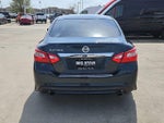 2016 Altima Thumbnail 4