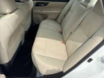 2017 Altima Thumbnail 18