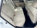 2017 Altima Thumbnail 19