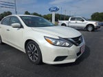 2017 Altima Thumbnail 8