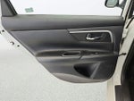 2017 Altima Thumbnail 23