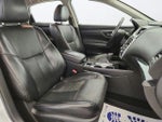 2017 Altima Thumbnail 26