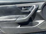 2017 Altima Thumbnail 12