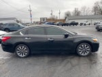 2017 Altima Thumbnail 7