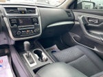 2017 Altima Thumbnail 16