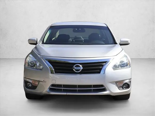 2013 Nissan Altima - $6,800