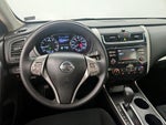 2015 Altima Thumbnail 10