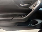 2015 Altima Thumbnail 12