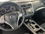 2015 Altima Thumbnail 19