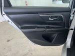 2015 Altima Thumbnail 22