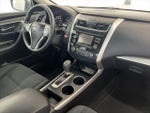 2015 Altima Thumbnail 28
