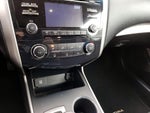 2015 Altima Thumbnail 16
