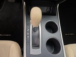 2015 Altima Thumbnail 17