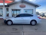 2017 Altima Thumbnail 1