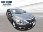 2015 Altima Thumbnail 7
