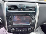 2015 Altima Thumbnail 19