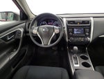 2015 Altima Thumbnail 10
