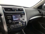 2015 Altima Thumbnail 15