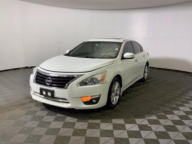 2015 Nissan Altima - $7,529