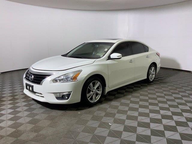 2015 Nissan Altima - $7,529
