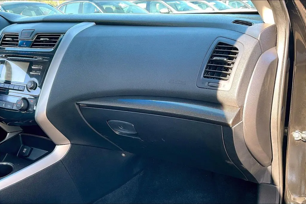 2015 Nissan Altima - $13,091