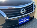 2015 Altima Thumbnail 30