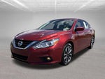 2016 Altima Thumbnail 1