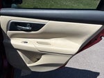 2016 Altima Thumbnail 18