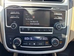 2016 Altima Thumbnail 25
