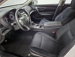 2016 Altima Thumbnail 11