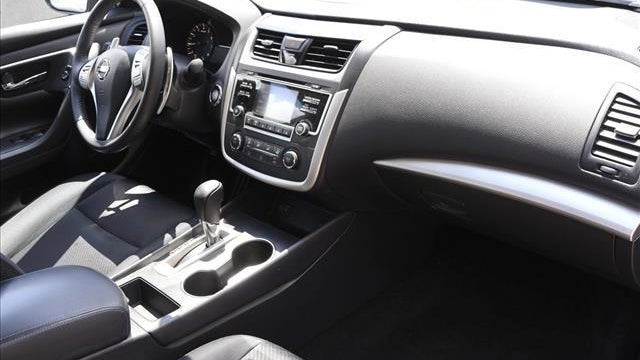 2017 Nissan Altima 2.5 SR