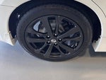2017 Altima Thumbnail 14