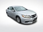 2017 Altima Thumbnail 2