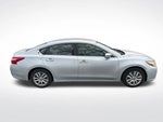 2017 Altima Thumbnail 4