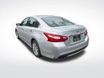 2017 Altima Thumbnail 6
