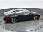 2018 Altima Thumbnail 34
