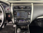 2014 Altima Thumbnail 31