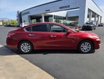 2015 Altima Thumbnail 3