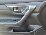 2015 Altima Thumbnail 16