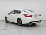 2016 Altima Thumbnail 2