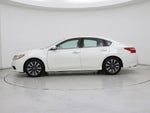2016 Altima Thumbnail 3