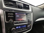 2016 Altima Thumbnail 15